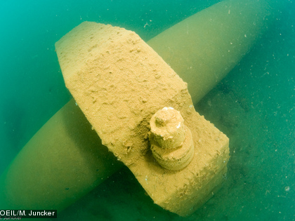 Le Grand Tuyau de Vale Nouvelle-Calédonie Il est composé d'une matière plastique : le polyéthylène haute densité.