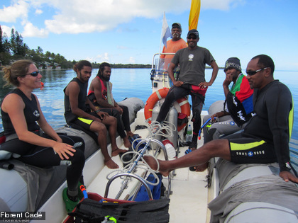 Départ pour les récifs Daa Kouguié, Daa Yetaii et Kanga Daa.